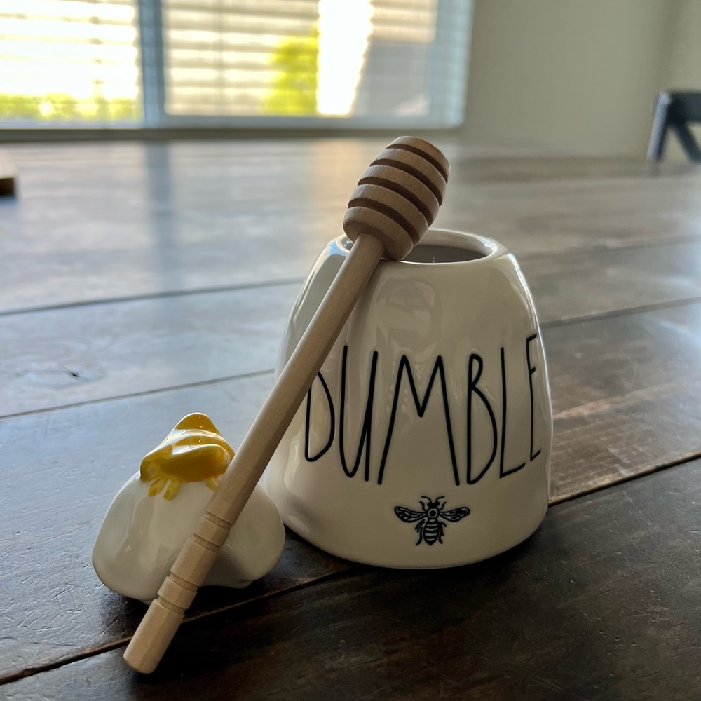 Rae Dunn honey canister plus honey dipper